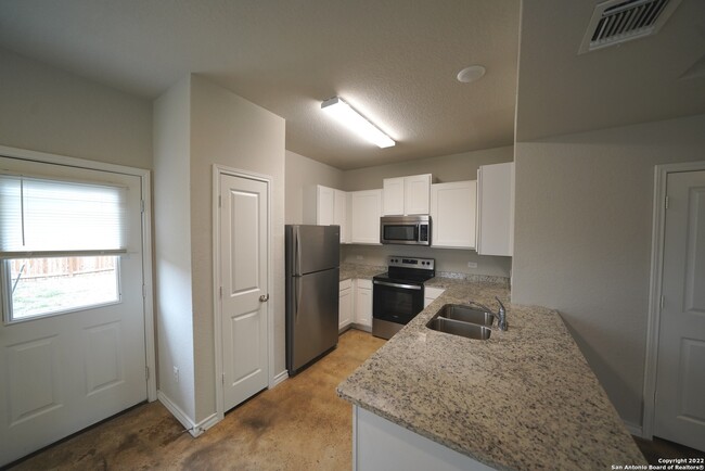 Building Photo - 6253 Eddie Way