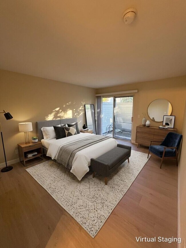 Building Photo - Beautiful 3 Bedroom 2 1/2 Bathroom Granada Hills Townhouse! Must See! Ready For Move-In!