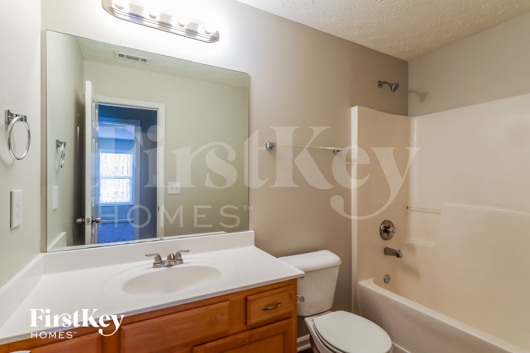 Building Photo - 1175 Grace Dr