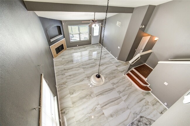 Building Photo - 5711 Kenwood