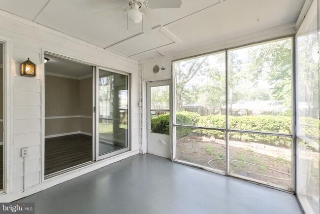 Building Photo - 1317 Cedarwood Dr