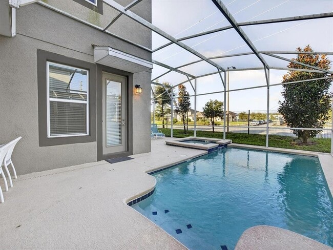 Building Photo - 620 Sticks St