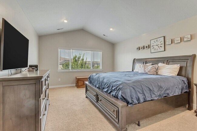 Building Photo - 7528 N Evans Ranch Dr