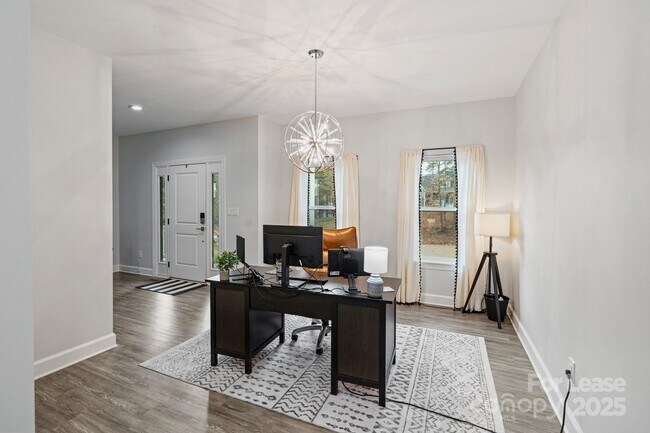 Building Photo - 122 Rutan Ct