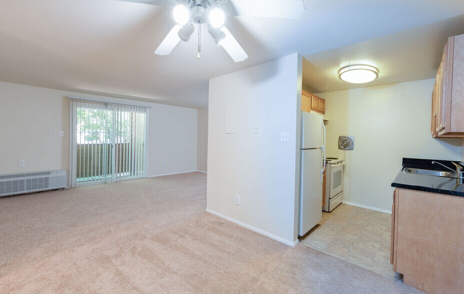 Building Photo - The Birches