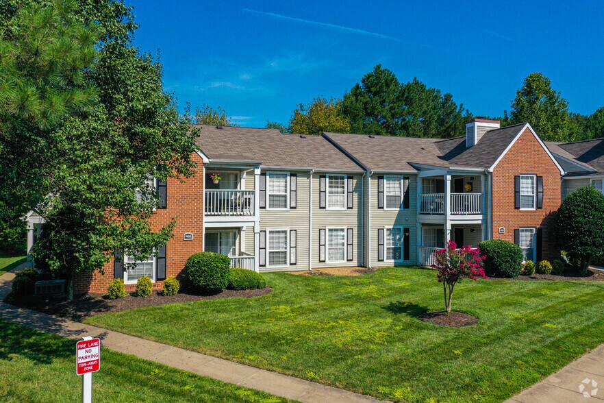 Cross Creek Apartments 7660 Van Hoy Dr Richmond VA 23235 Apartment