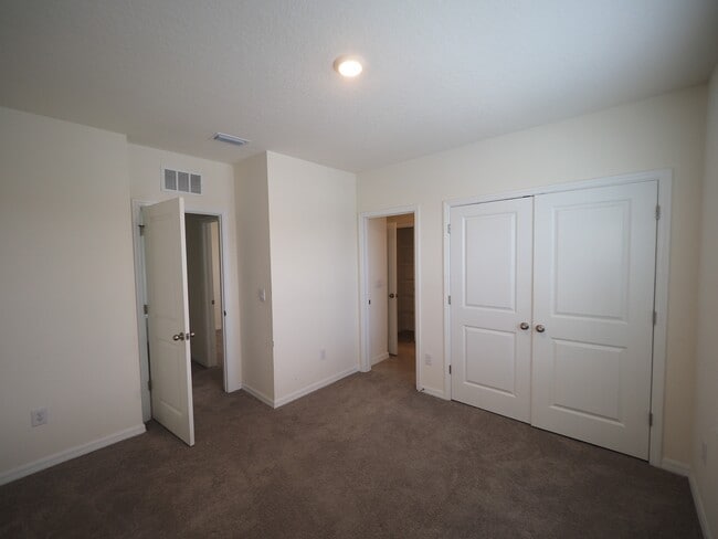 Building Photo - 1738 Woodleaf Hammock Ct
