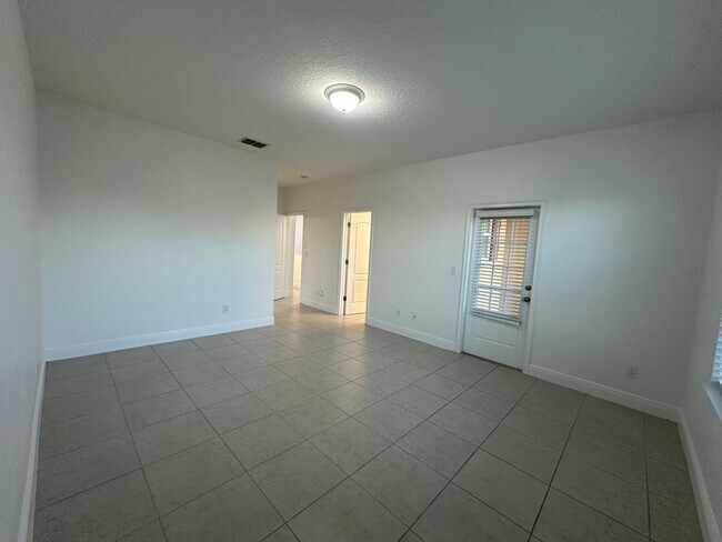 Building Photo - 15479 Sugar Citrus Dr