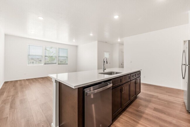 Building Photo - 5364 E Antares Ln