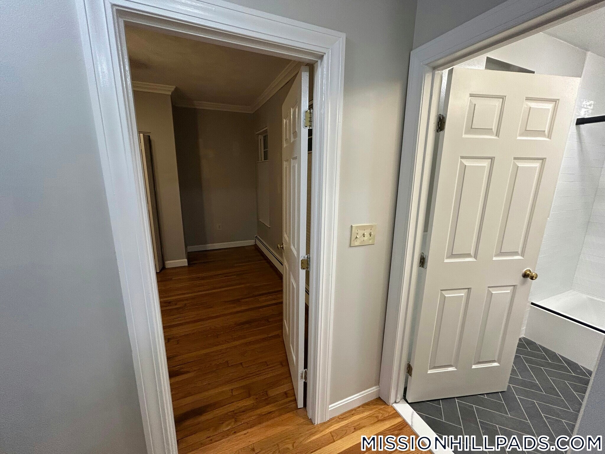 Building Photo - 120 Highland St