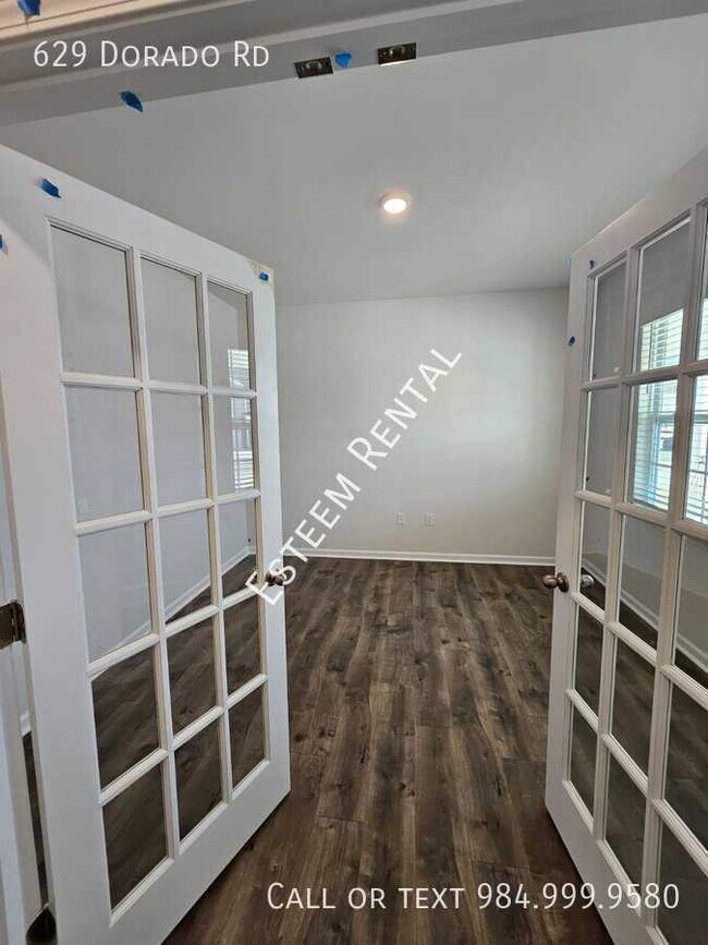 Building Photo - 629 Dorado Rd