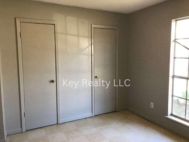 Building Photo - 5506 Mansour Ave