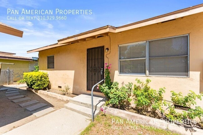 Building Photo - 546 W D St