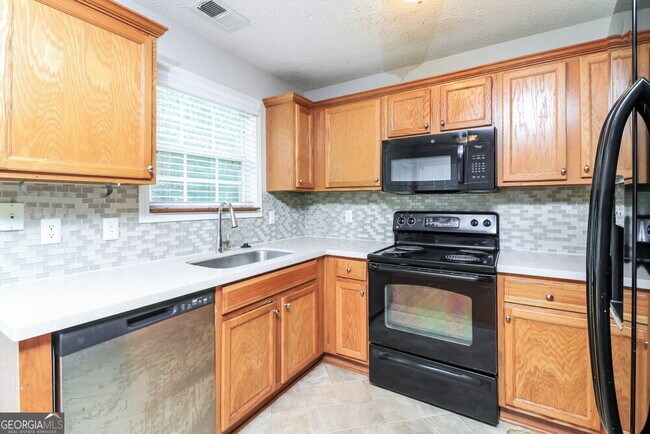 Building Photo - 222 Arbor Creek Dr