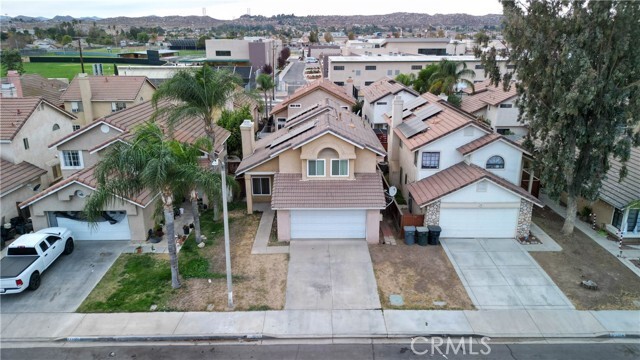 Building Photo - 1492 Heirloom Ave