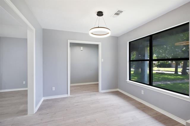 Building Photo - 3808 Yellowstone Pl