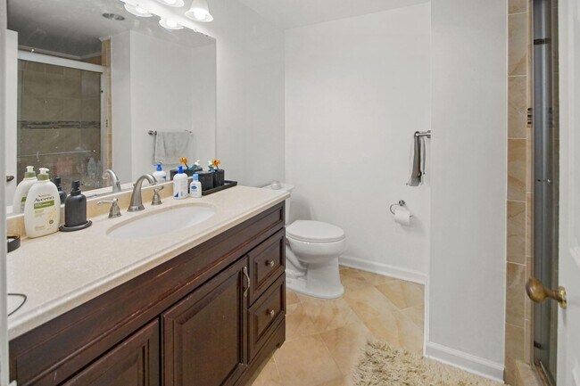 Building Photo - 1080 Wisconsin Ave NW