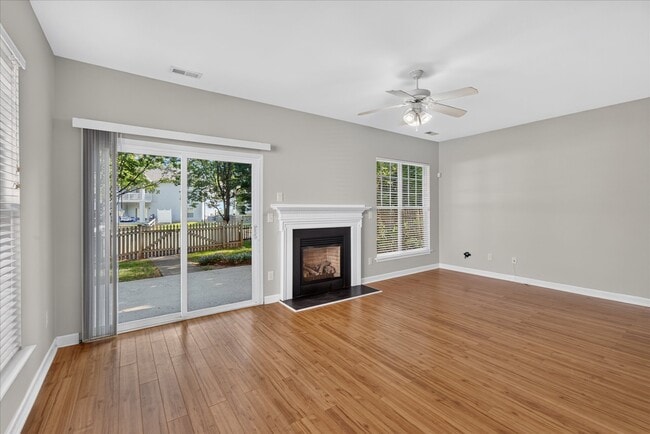 Building Photo - 21412 Aftonshire Dr