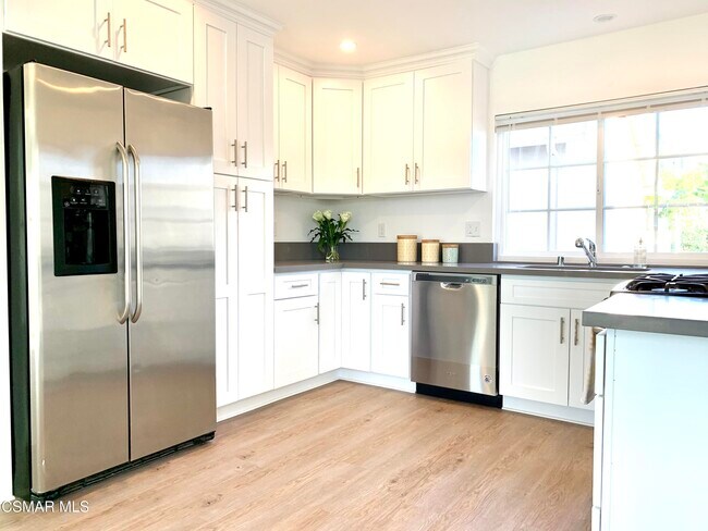 Building Photo - 30725 Mainmast Dr