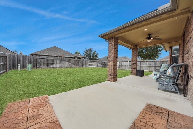 Building Photo - 8806 Chapada Highlands Dr