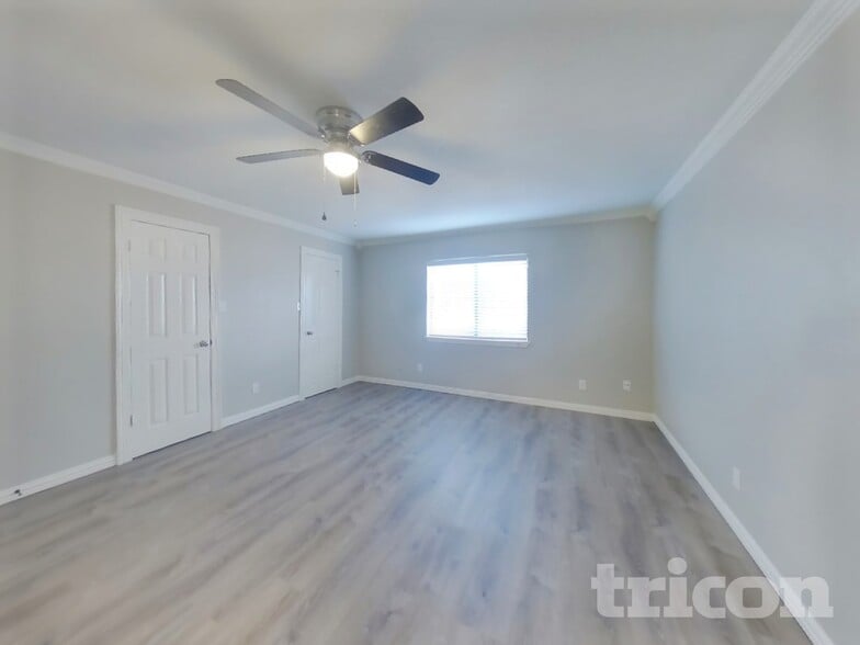 Building Photo - 414 Hemlock Dr