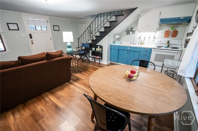 Building Photo - 290.5 Milledge Cir