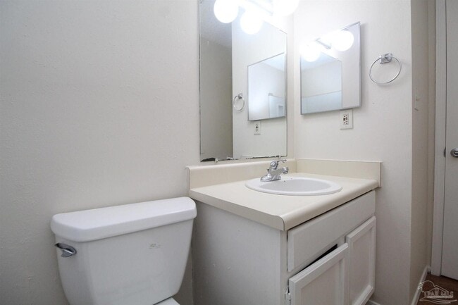 Building Photo - 1157 Belden Ln