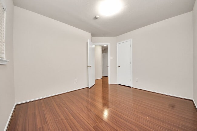 Building Photo - 12426 Magnolia Canyon
