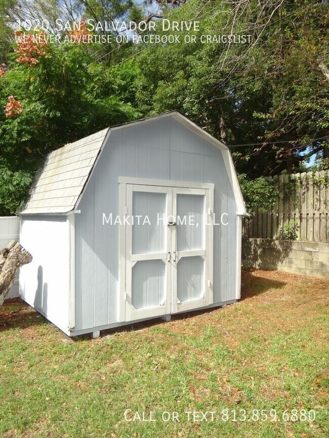 Building Photo - 1020 San Salvador Dr