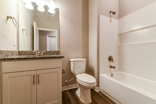 Building Photo - 1216 Eden Ave