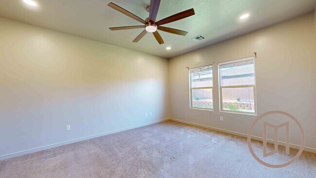 Building Photo - Beautiful home in Little Valley