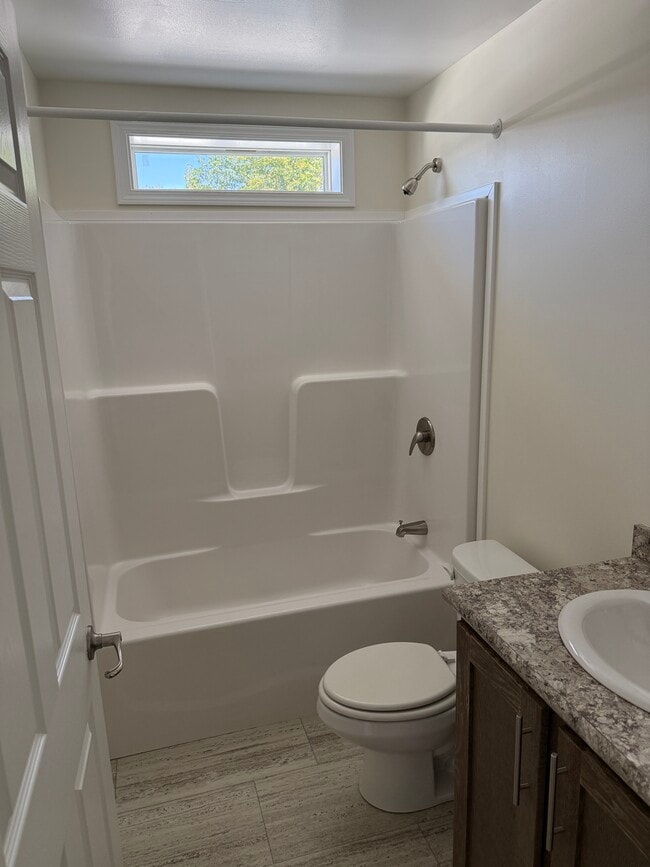 Building Photo - 305 W Uwchlan Ave