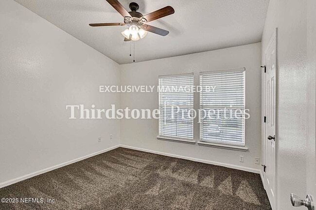 Building Photo - 13039 Sunset Lake Dr