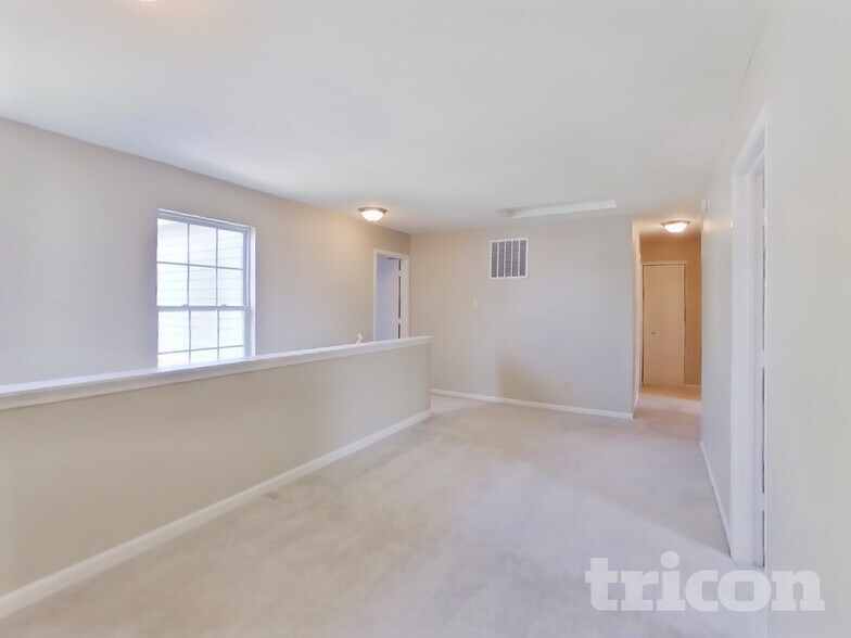 Building Photo - 7629 Mansfield Way