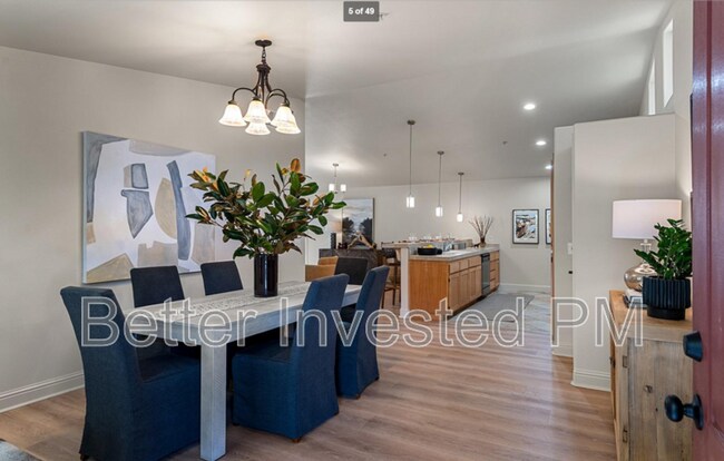 Building Photo - 14636 Jomark Ln