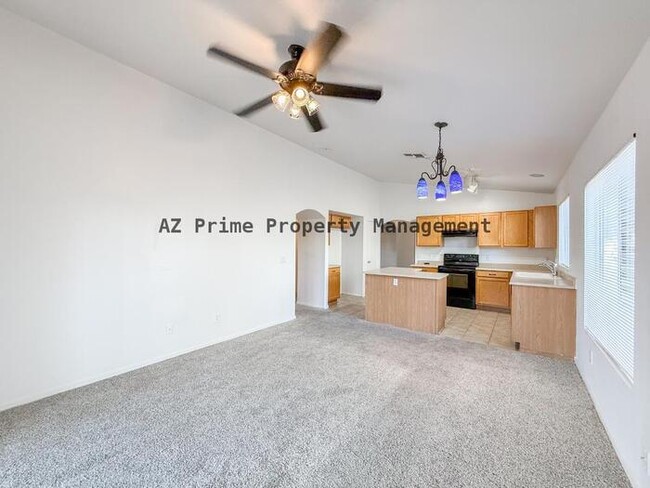 Building Photo - 12605 W Shaw Butte Dr