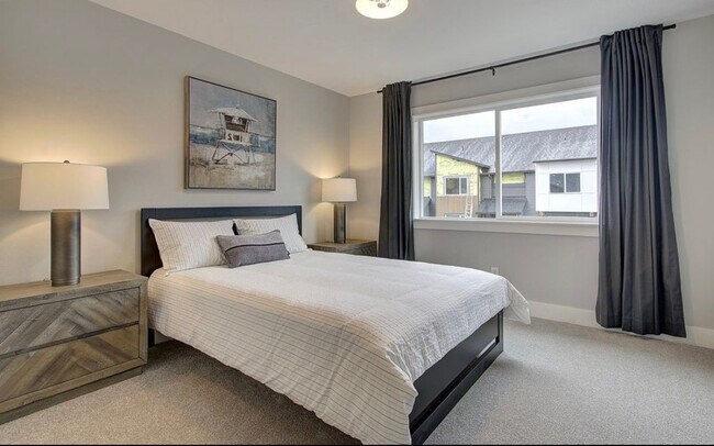 Building Photo - 12051 NE 109th St