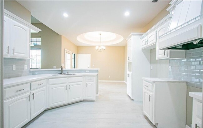 Building Photo - 6709 Haddonfield St