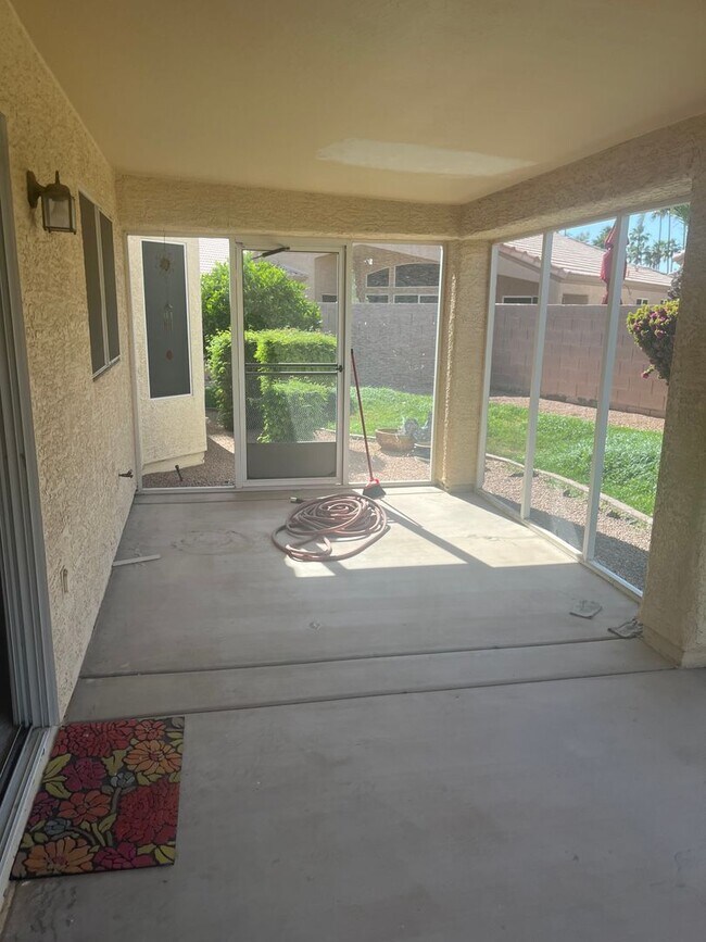 Building Photo - Updated 2BR in 55+ Community w/ Screened Patio + Private Yard – Move-In Ready!