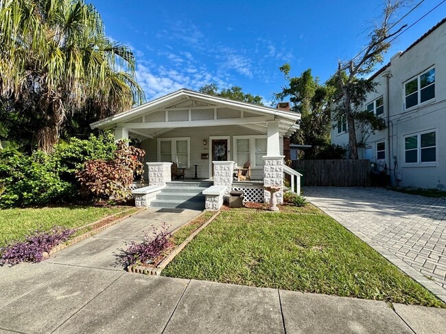 Building Photo - Great 3 Bed 2 Bath Home in Seminole Heights