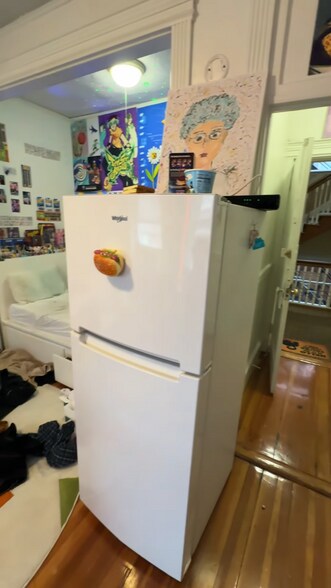 Building Photo - 64 Hemenway St