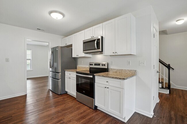 Building Photo - 401 Whitehall Ct