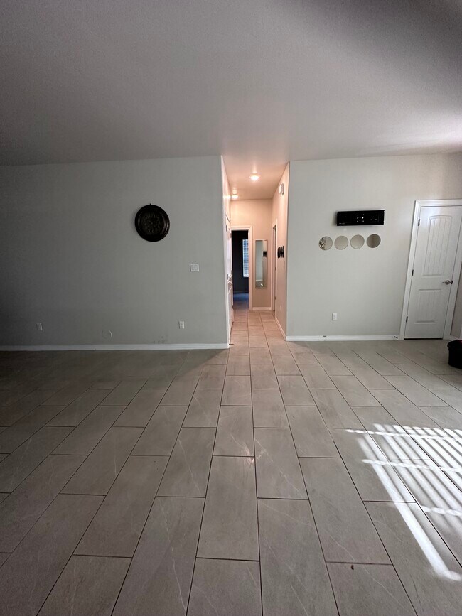 Building Photo - 6954 Santa Marta St