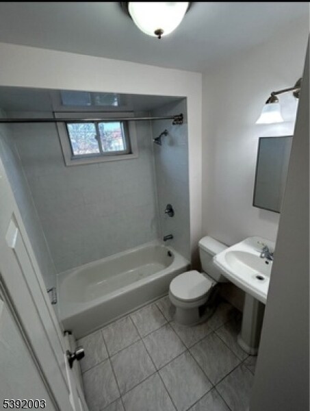 Building Photo - 466 Cortlandt St