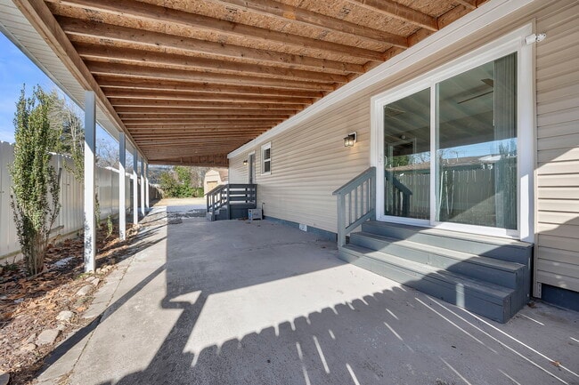 Building Photo - 4212 Bart St