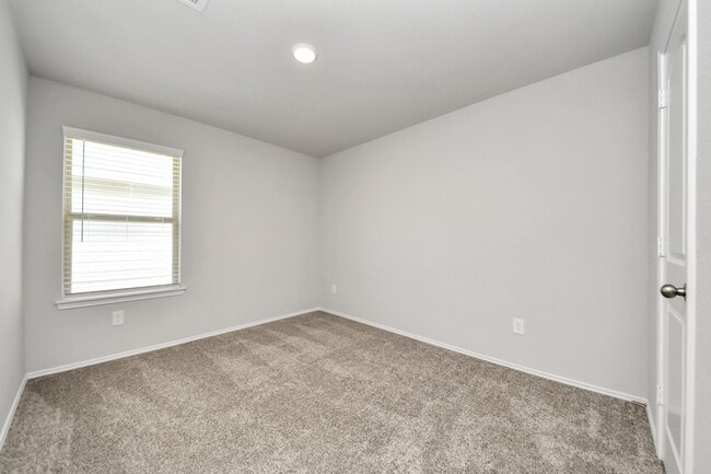 Building Photo - 22654 Winter Maple Trl