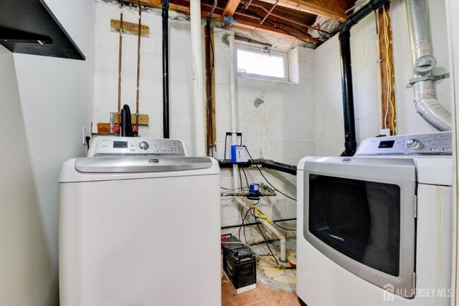 Building Photo - 13 Lackland Ave