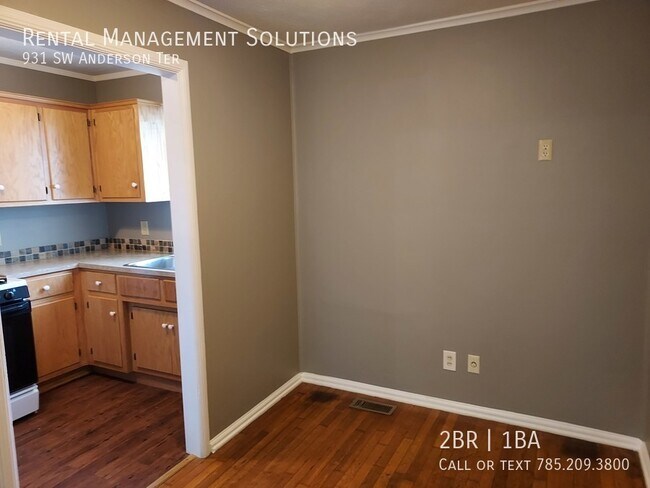 Building Photo - 931 SW Anderson Ter- 2 BED/1 BATH