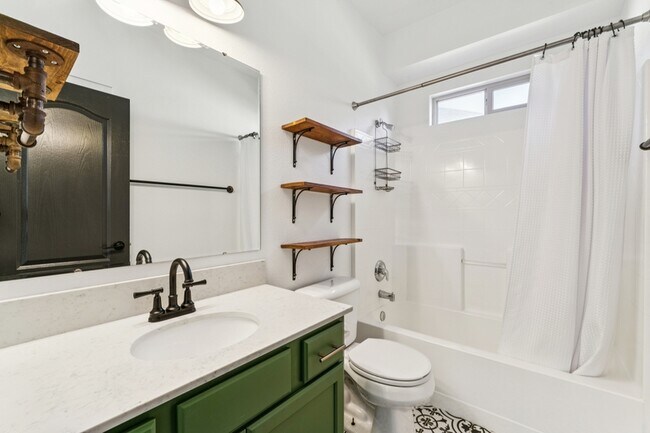 Building Photo - 1661 W Puzzle Crk Ct