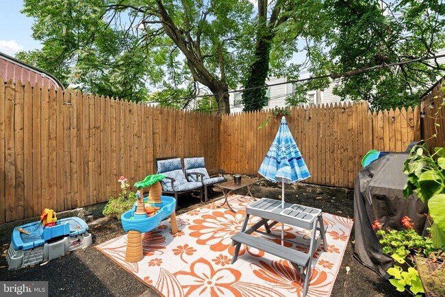 Building Photo - 3056 Aramingo Ave